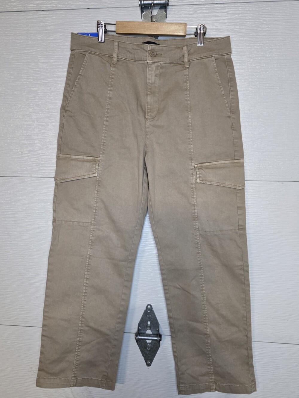 Well Worn Women's Khaki Cargo Pants